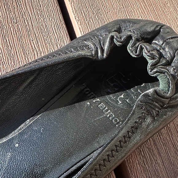 Tory Burch Black Flats with Metallic Emblem - Picture 5 of 7